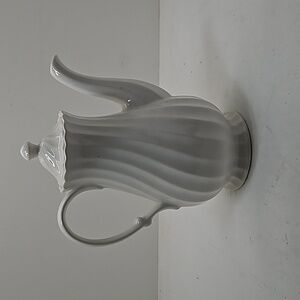Sheffield Bone White China White Swirl Coffee Server EXCELLENT CONDITION